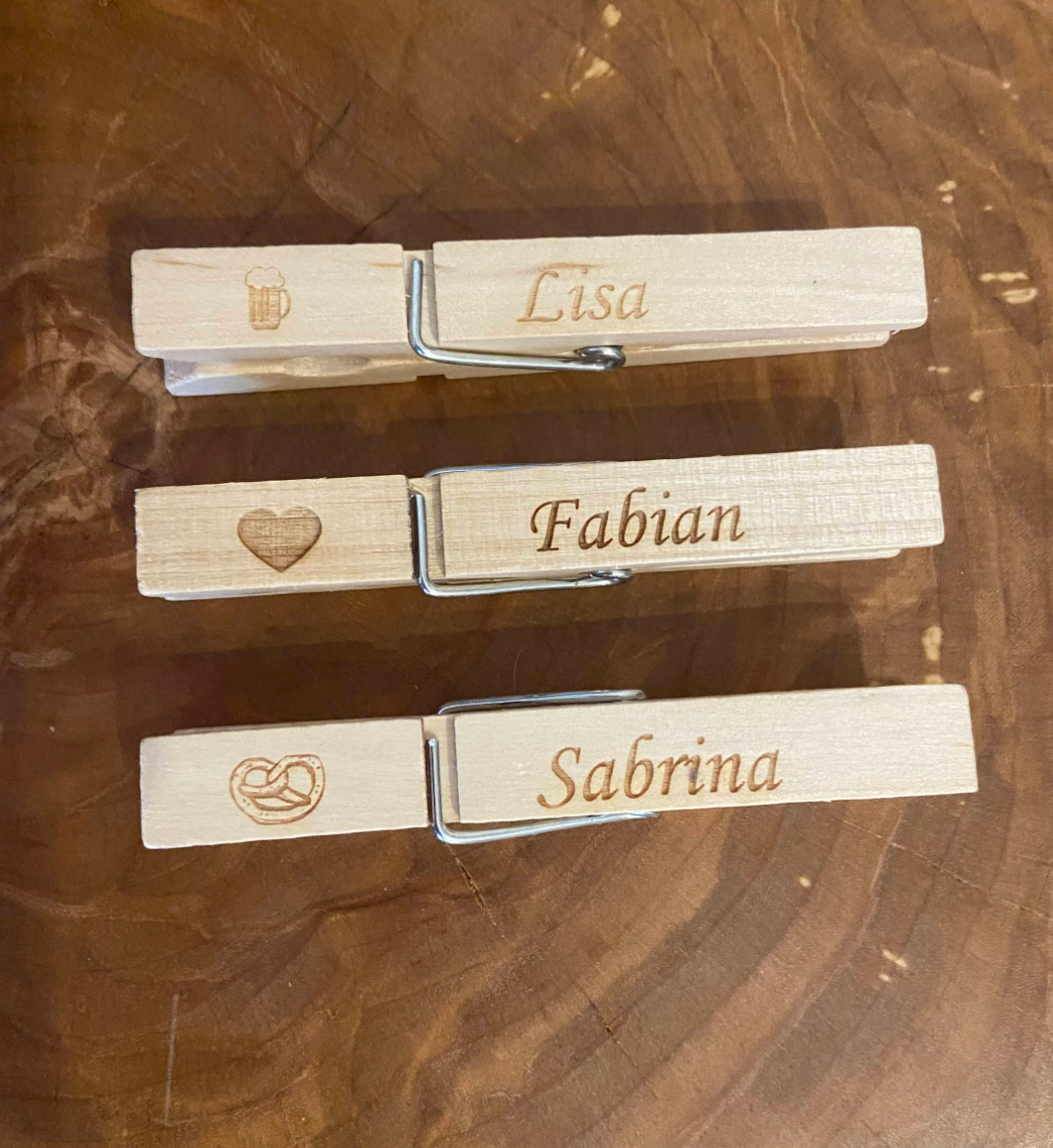 Wäscheklammer graviert mit Einzelnamen| Wiesnglubberl | Glubbal | Hochzeitsgeschenk