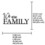 Schriftzug 3D aus Holz "We are FAMILY"