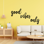 Schriftzug 3D aus Holz "good vibes only" (3)