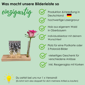 Kartenhalter mit Gravur und Blumenvase