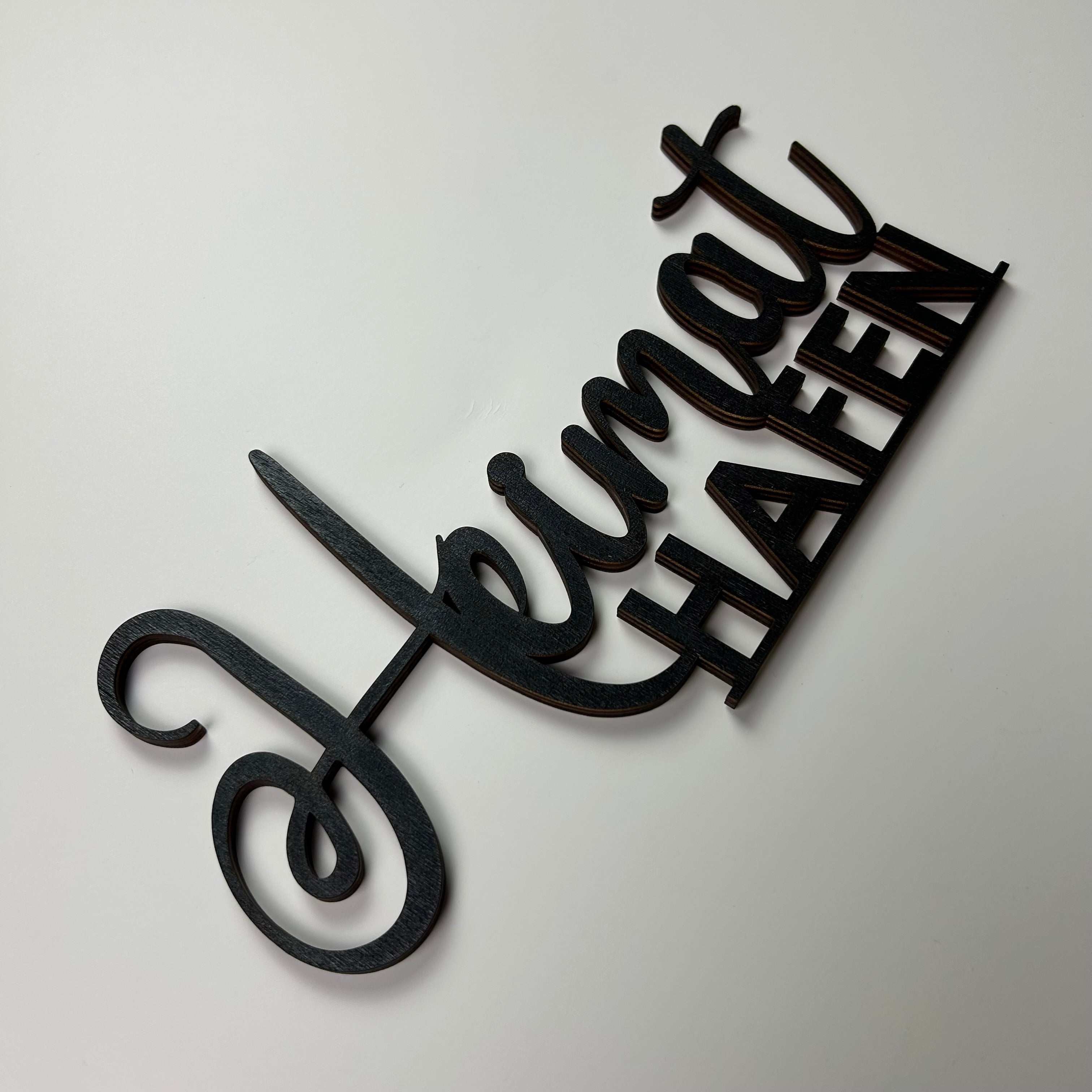 Schriftzug 3D aus Holz "Heimathafen"
