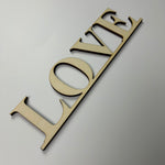 Schriftzug 3D aus Holz "LOVE"