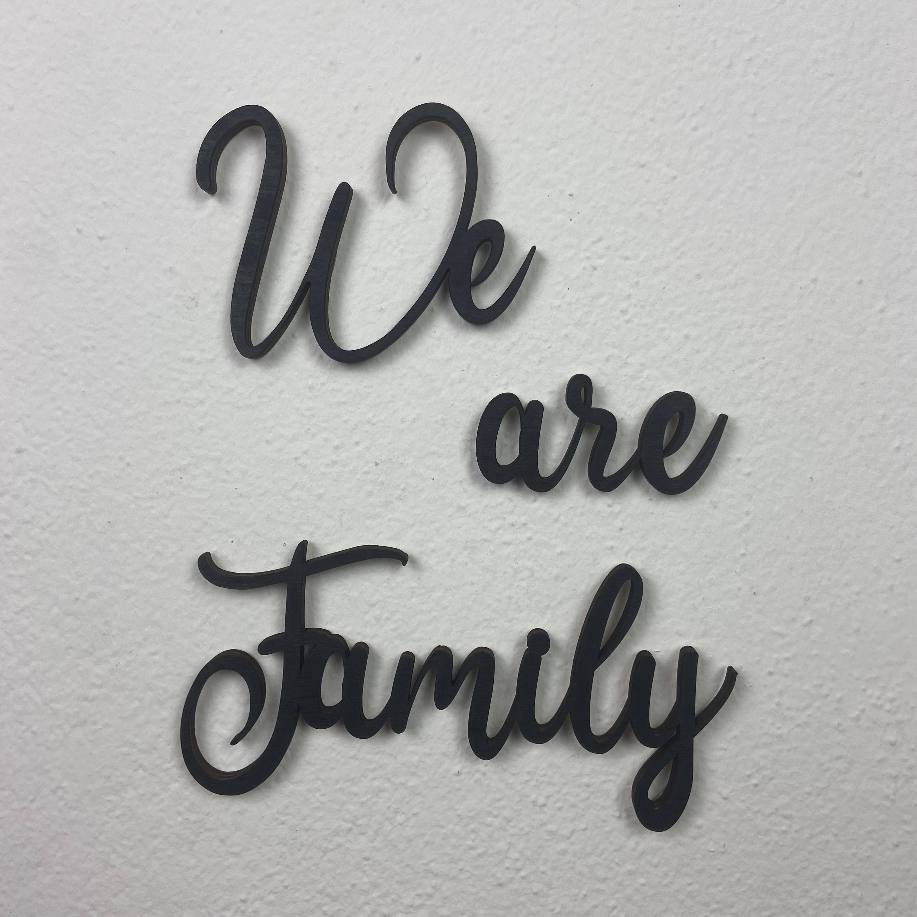 Schriftzug 3D aus Holz "We are Family" | Holz Schriftzug | Wandtattoo Holz | Wanddeko