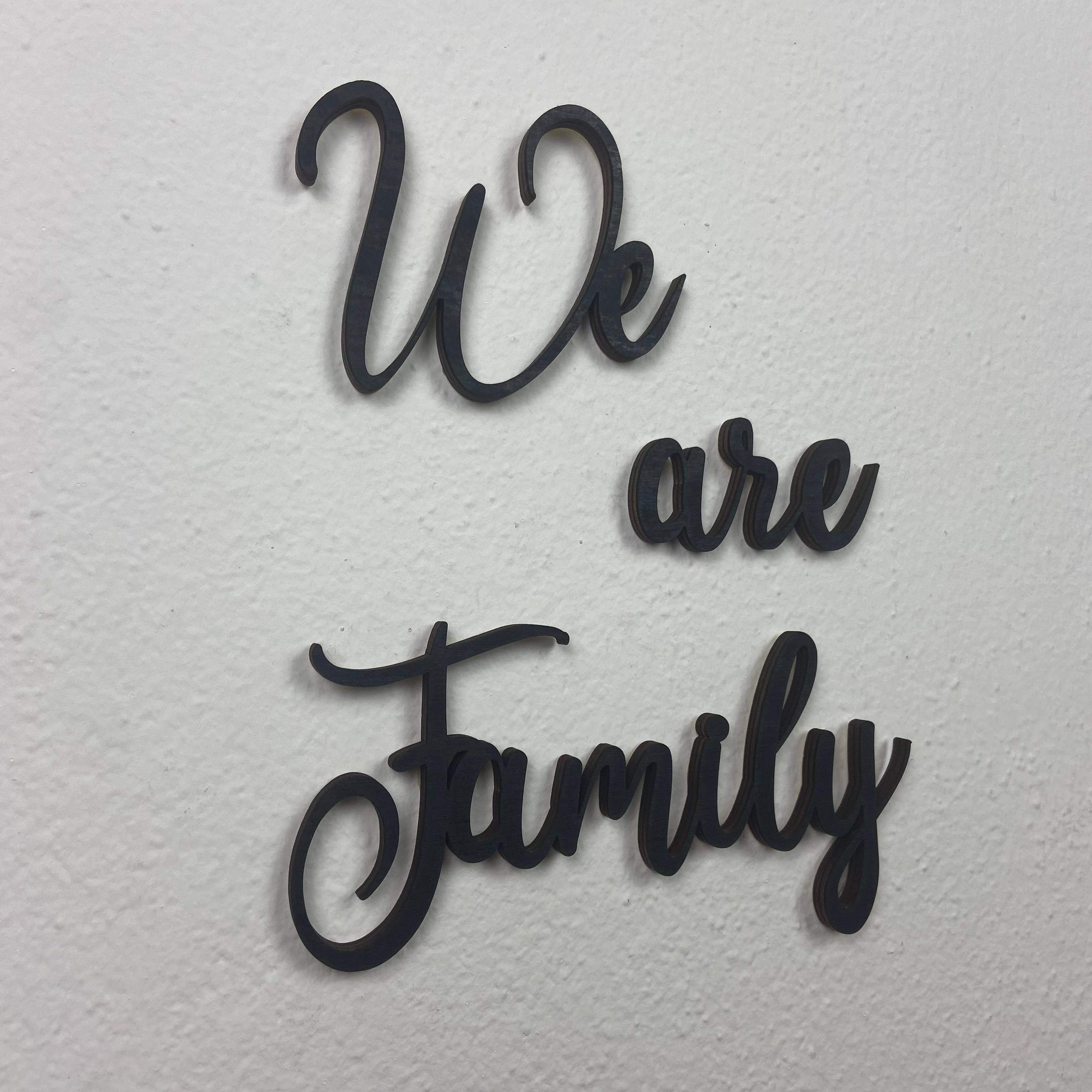 Schriftzug 3D aus Holz "We are Family" | Holz Schriftzug | Wandtattoo Holz | Wanddeko
