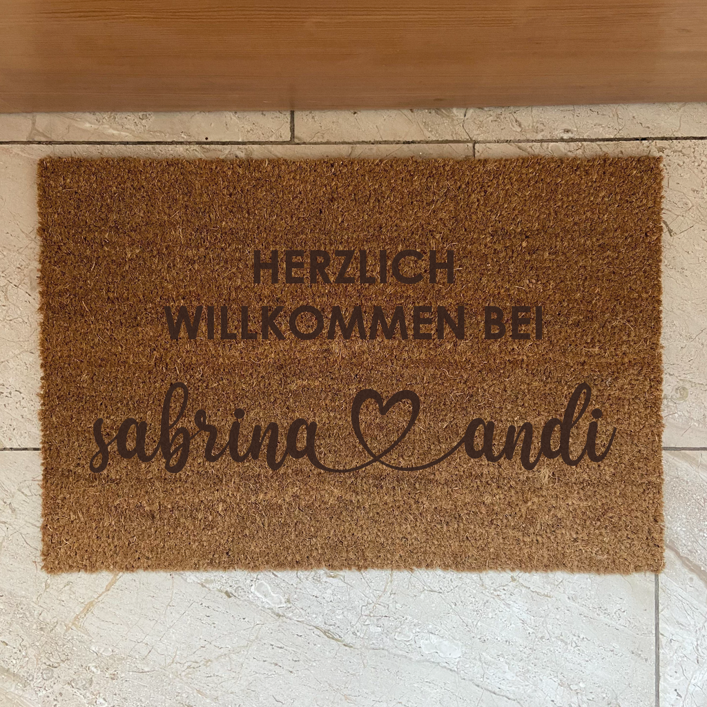 personalisierte Fußmatte Kokos "Herzlich Willkommen bei..."