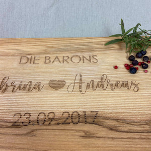 Personalisiertes Schneidebrett - Geschenk zur Hochzeit | Jubiläum | Einzugsgeschenk