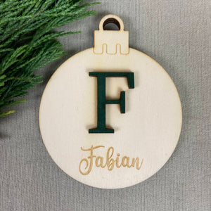 Weihnachtskugel | Christbaumkugel aus Holz personalisiert | 3D Buchstabe | Design 3