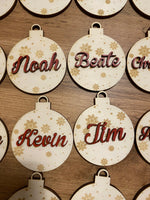 Weihnachtskugel Christbaumkugel aus Holz personalisiert | 3D Name | Design 2