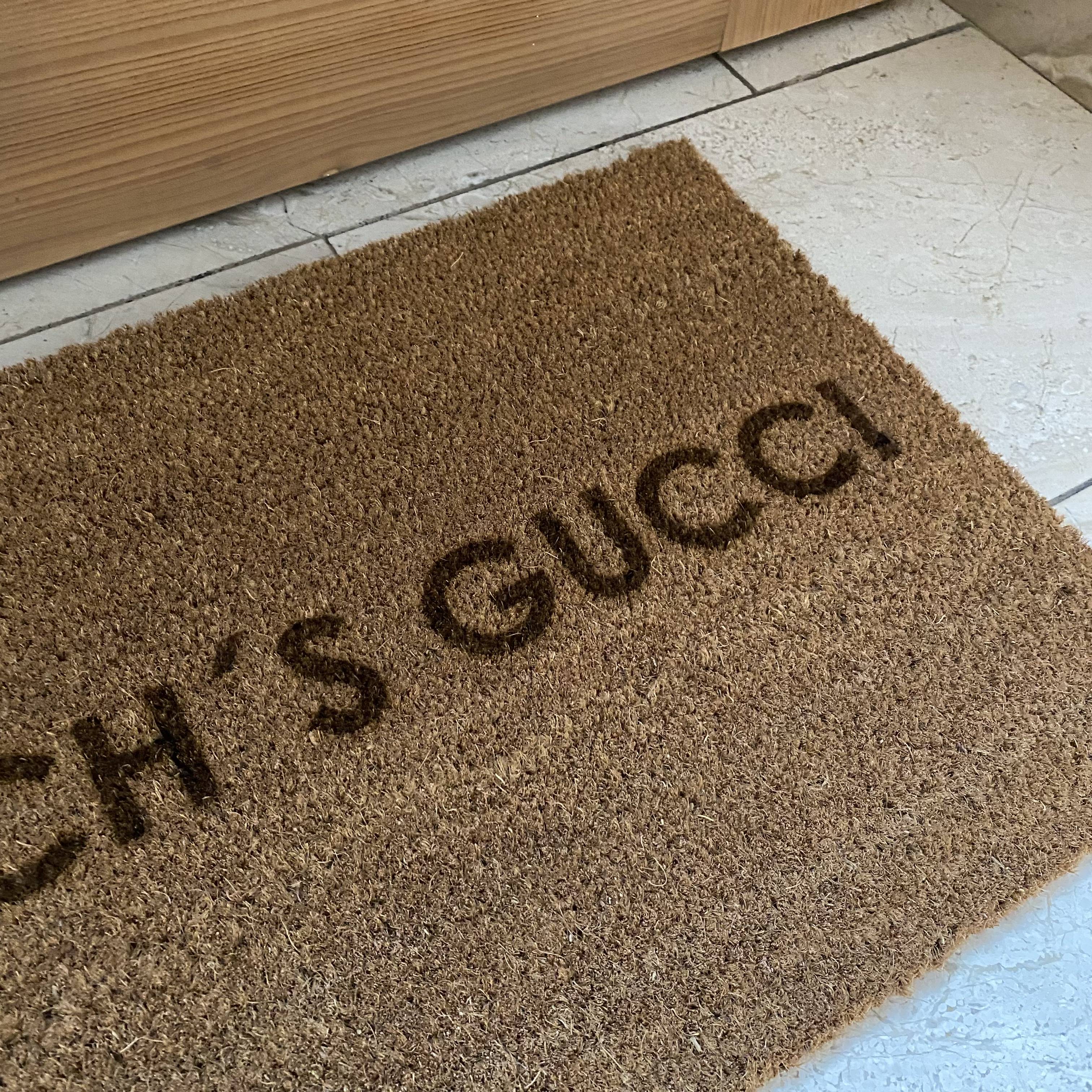 Fußmatte "MACHS GUCCI"