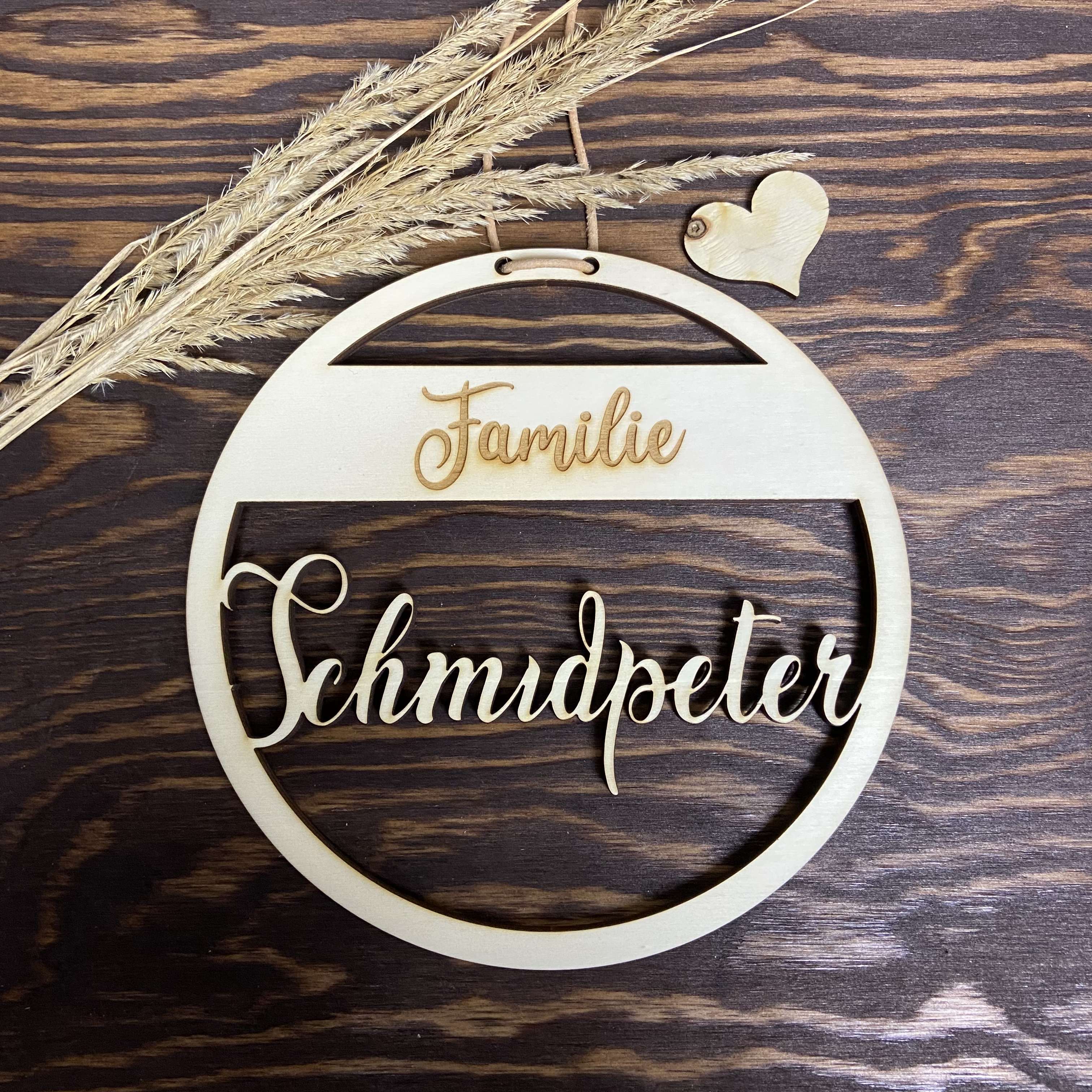 Holzschild Ausschnitt "Familie"