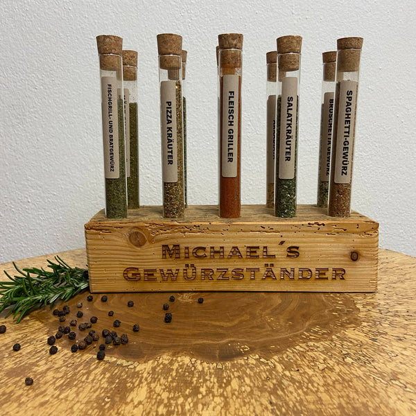 Gewürzständer groß 10er personalisiert, Gewürzregal aus Altholz – Freudenbringer
